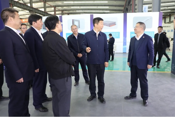 陜西省委常委、延安市委...