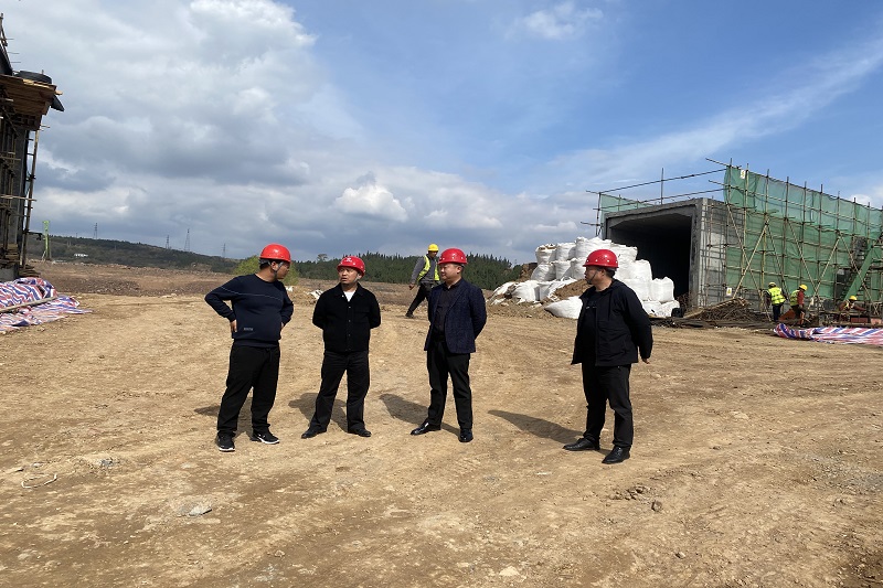 拼經(jīng)濟，比發(fā)展②┃范文偉督戰(zhàn)在建項目